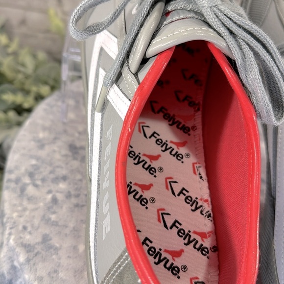 FEIYUE X STAPLE 1920 Grey/White Leather Full Color Pigeon Sneakers Men’s 10🩶NWT - Picture 8 of 13